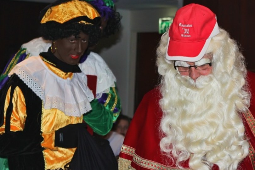 Foto bij Sinterklaas komt kinderfeest bij Excelsior'31 ongeschonden door...