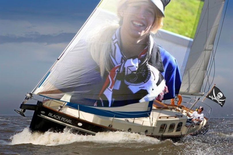 Foto bij Trouwen op 1 april? Dat kan alleen 2e elftalspeler Bart Slagman...