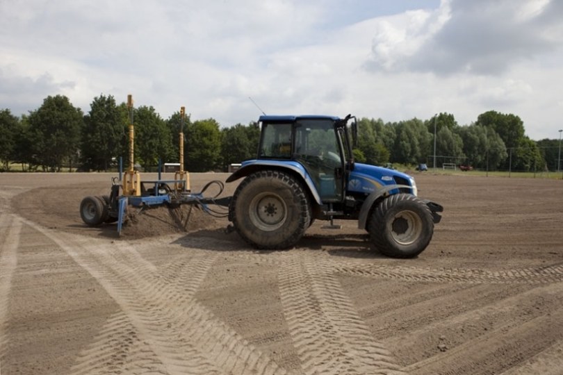 Foto bij Veld 2 per direct gesloten voor groot onderhoud