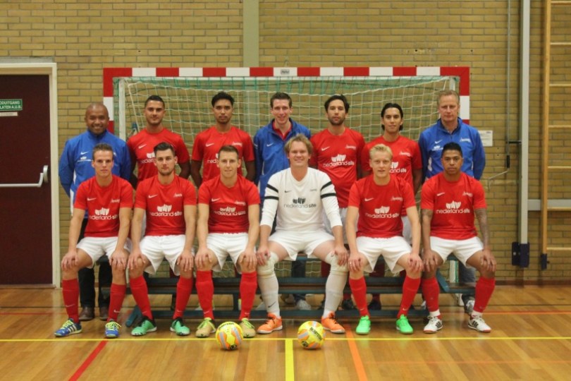 Foto bij Alleen sprookje kan seizoen zaalvoetballers Excelsior’31 nog redden