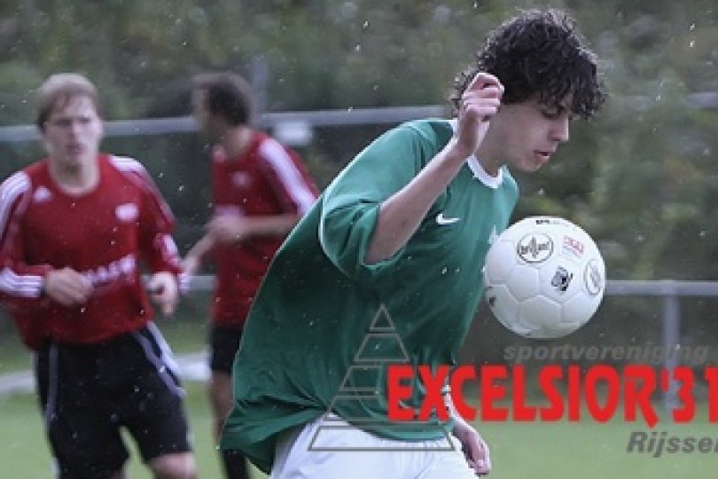 Foto bij Excelsior'31 2 en 3 doen prima zaken