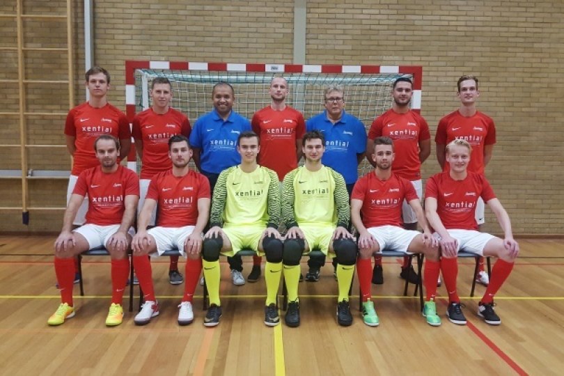 Foto bij Zaalvoetballers Excelsior&rsquo;31 weer met beide benen op de grond