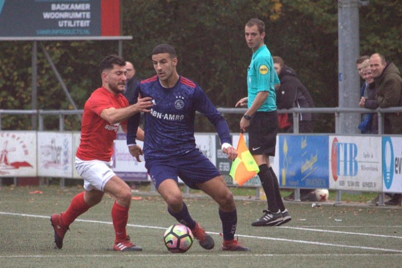 Foto bij Weekjournaal met Excelsior'31 JO17-1, Dylan Vossk&uuml;hler en Simon Baysoy