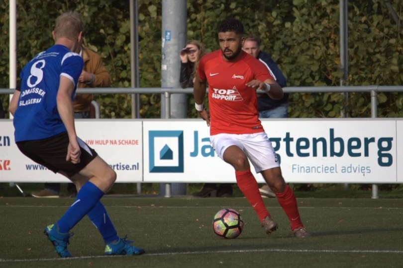 Foto bij Twenthe Goor na rust langs Jong Excelsior'31 in halve finale Tukker Cup