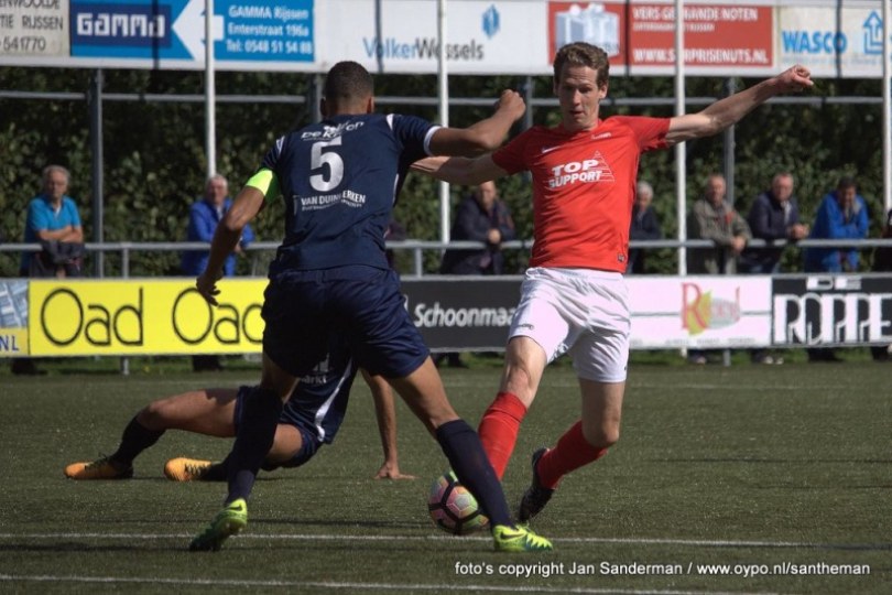Foto bij Excelsior'31 beloont zichzelf weer niet en gaat onderuit bij DFS (3-1)