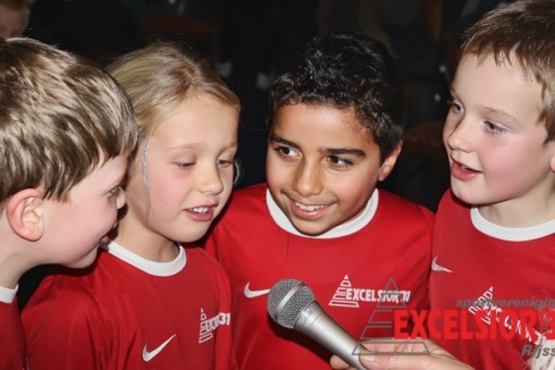 Foto bij Sinterklaasfeest Excelsior'31 F-jeugd & mini's doorslaand succes
